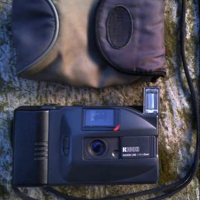RICOH YF 20 kamera poket film analog 35mm
