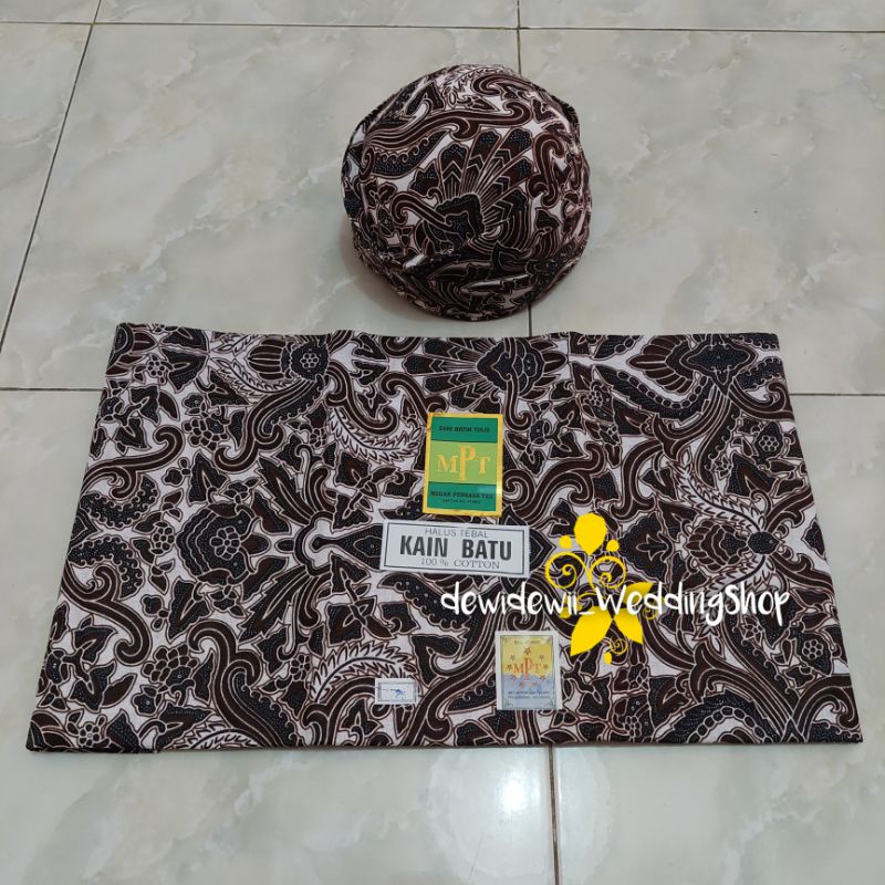 Set Jarik Cewek Cowok + Blangkon, Motif Pisang bali putih