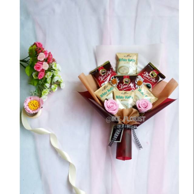 Buket Kopi murah wisuda/Bucket Coffee/Buket snack Tangerang / Bucket coffee/ buket Kapal api/GoodDay