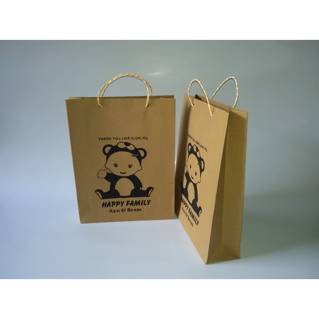 

Paperbag murah, promo, tas kertas, paperbag souvenir, bungkus souvenir, souvenir size P 18 L 6 T 23
