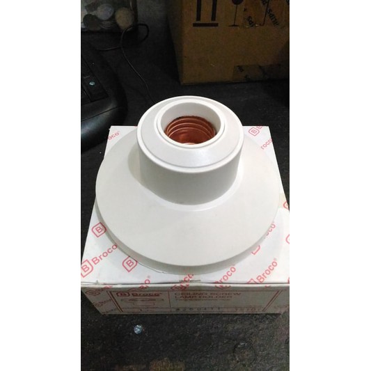 BROCO FITING PLAFON BESAR/CEILING SCREW LAMP HOLDER