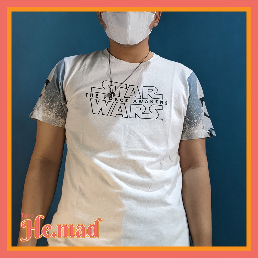 Kaos Crewneck Starwars Uniqlo UT Special Edition Second