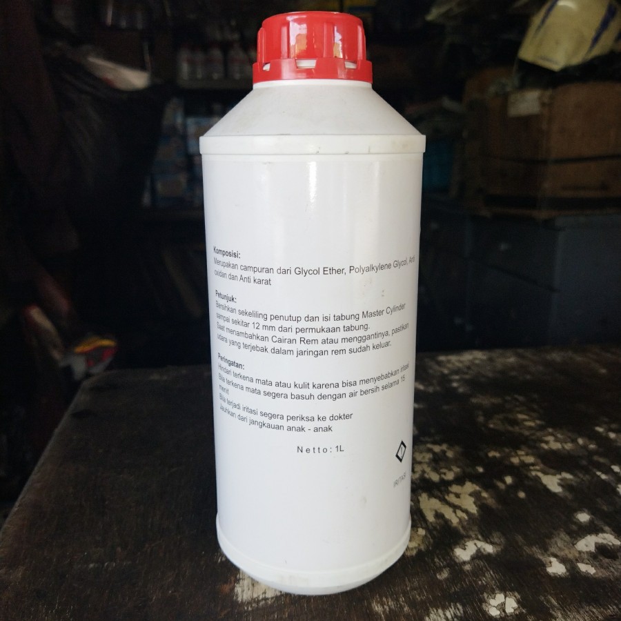 Minyak Rem Brake Fluid DOT-3 1 Liter merk Tiga Berlian ASLI!