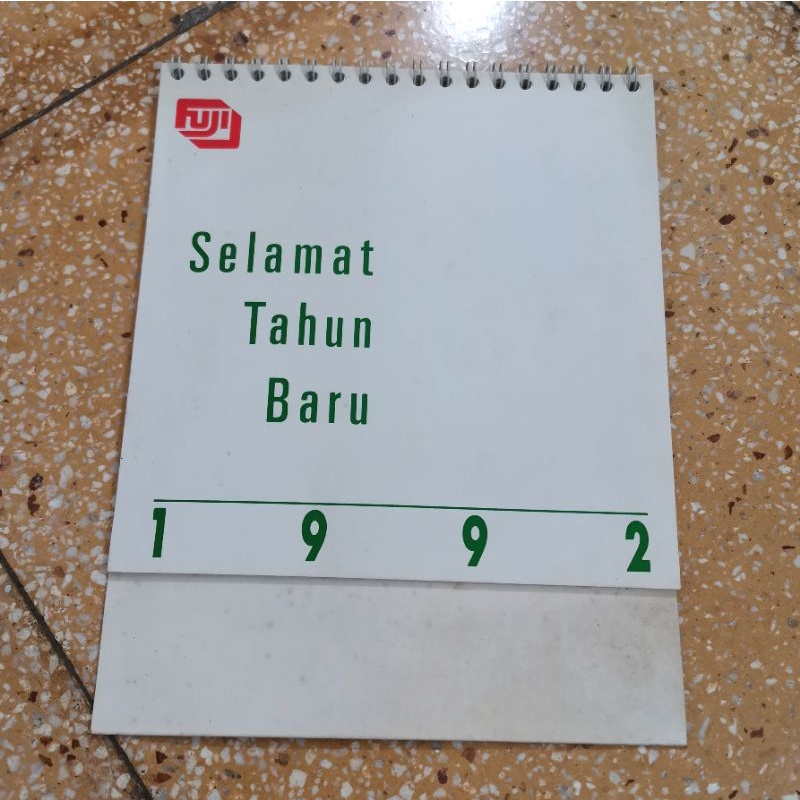 

Kalender Tahun 1992 Fuji Film Modern Photo