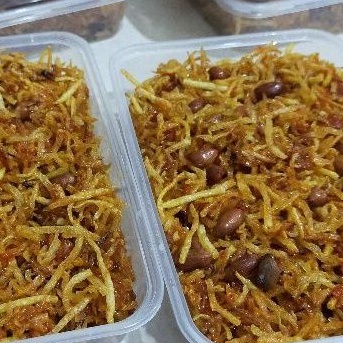 

kentang mustofa pedas manis 165g