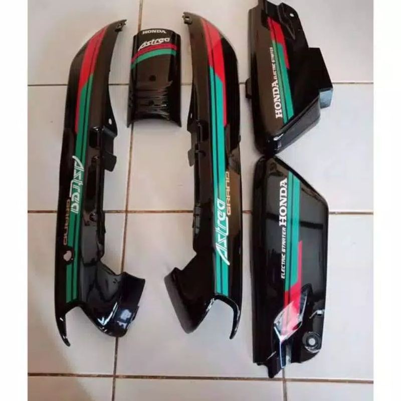 Cover body set astrea grand bulus tahun 91- 93 Body grand bulus set stiker body bulus