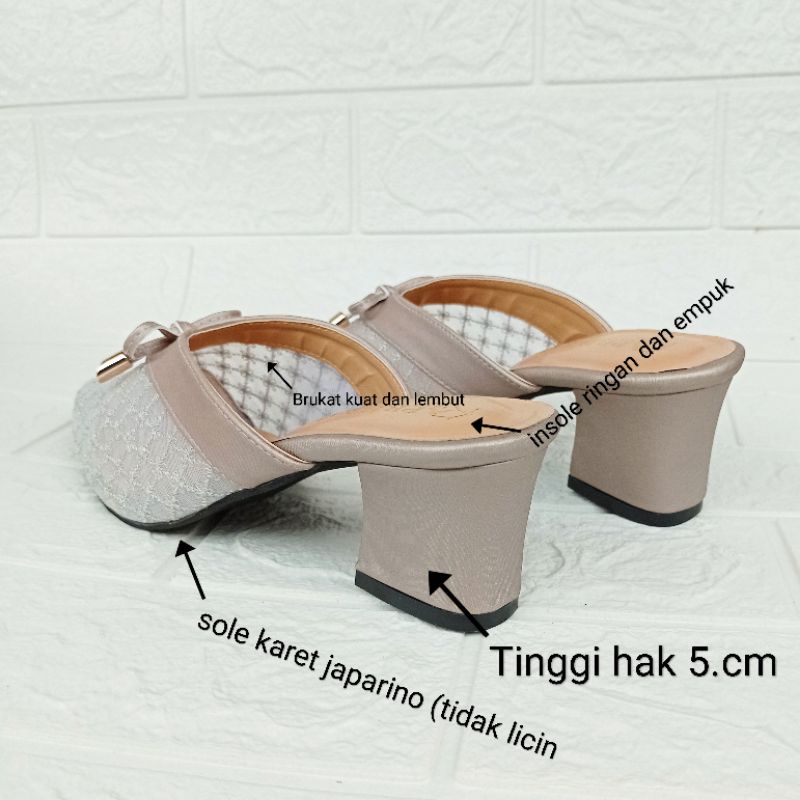 Sendal selop brukat wanita hak 5cm wedges brukat terbaru kekinian /sandal bustong brukat murah berkualitas bisa cod/sandal pesta pernikahan wanita sandal formal wanita