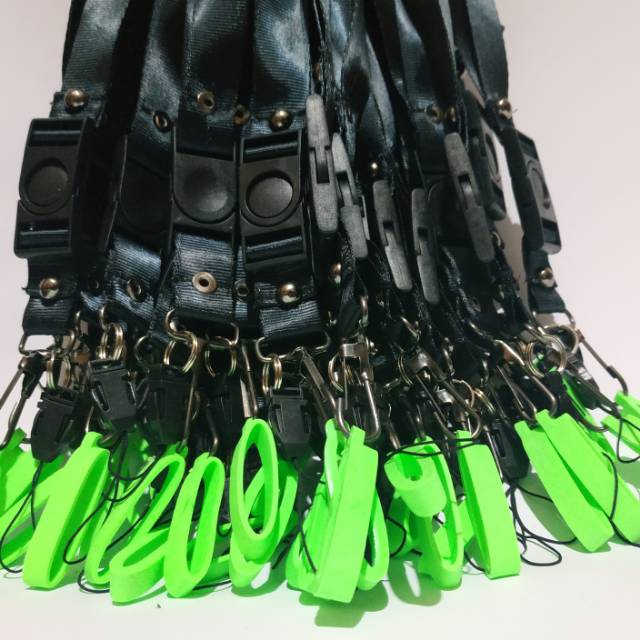 

Lanyard Plus Karet 40mm (Free pilih warna karet / Ukuran karet)