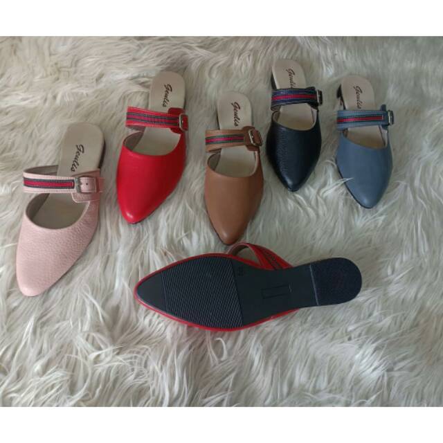 Sepatu Sandal Tutong Flat Gucci (Mules)