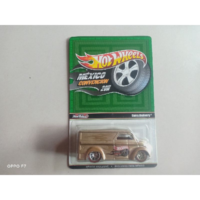 hotwheels Mexico convention 2011 DAIRY DELEVERY..