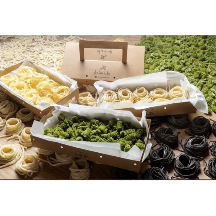 

FRESH PASTA Linguine Nero squid ink & Semolina 300 gram