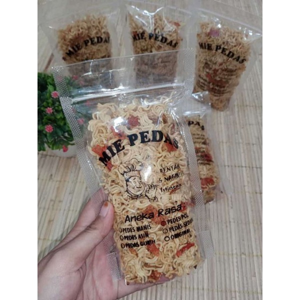 

Mie Kering Pedas