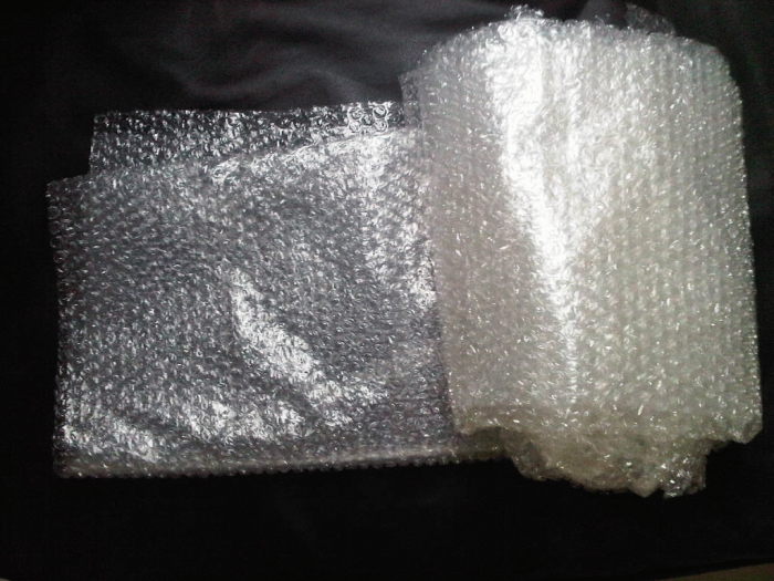 

Tambahan Packing Plastik BUBBLE WRAP (Untuk Keamanan)