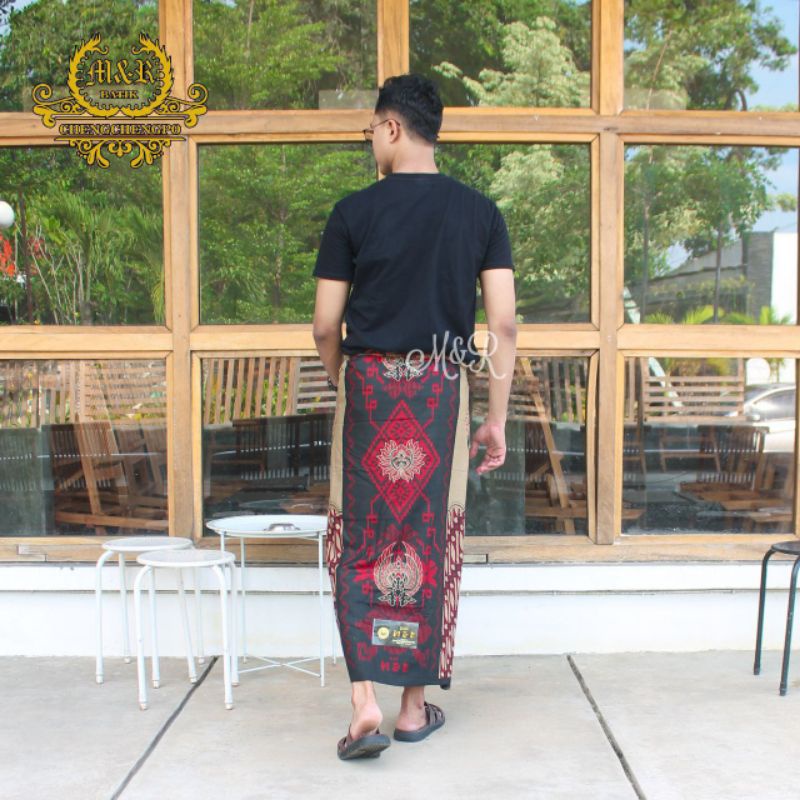 Sarung Batik Pria Motif Wayang Petruk Sarung Pria Dewasa