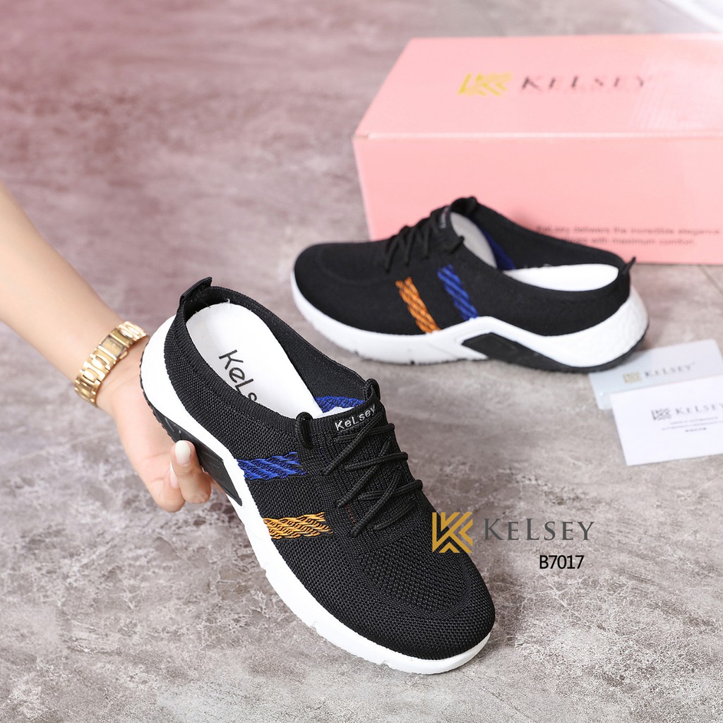 Kelsey Sandal Flyknit Shoes Wanita Selop Sandal  B7017