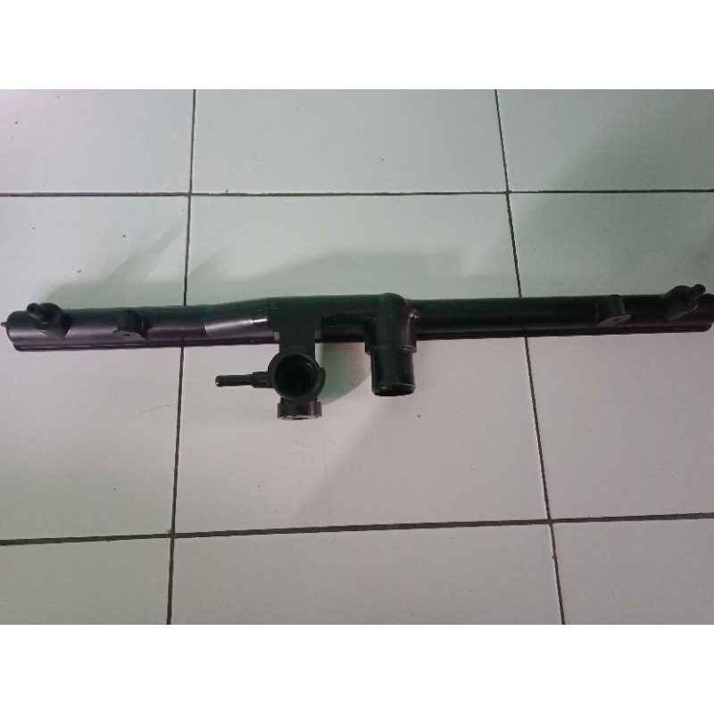 Upper Tank / Top Tank Nissan Grand Livina