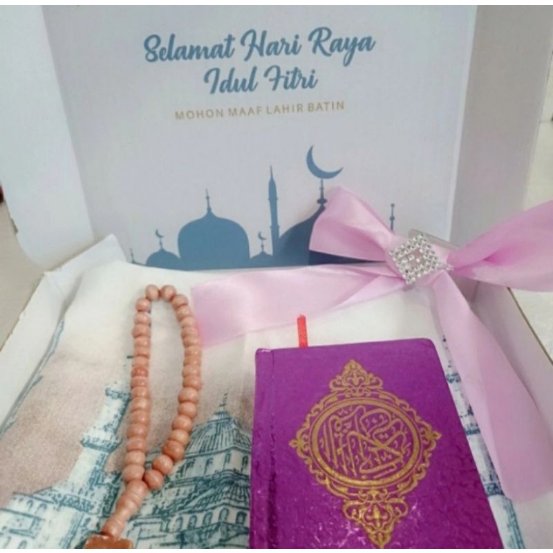 

Hampers Box Lebaran Sejadah + Al'quran + Tasbih