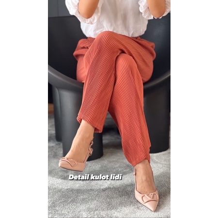 Kulot Plisket / Celana Kulot Plisket Lidi / Pleated Pants / 09