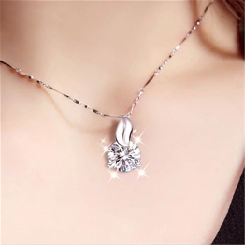 [Ready Stock]Simple Fashion Personality Inlaid Color Diamond Pendant Silver Necklace