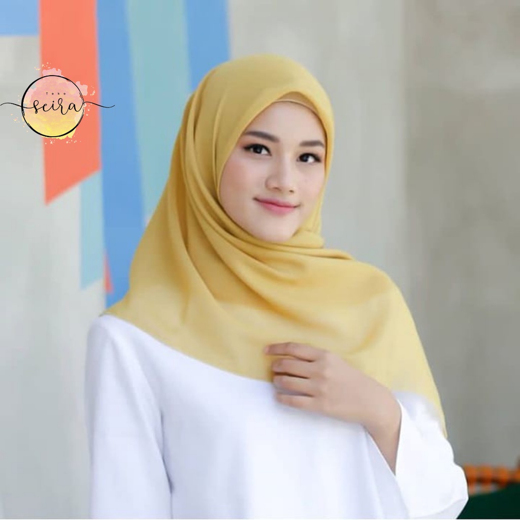 [BISA COD] Bella Square Hijab Segiempat / Kerudung Segi Empat Bella Square / Jilbab Segiempat Bela (Kain Tebal Adem Tidak Menerawang)-Yellow