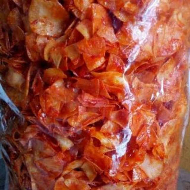 

Kripik singkong pedas aroma daun jeruk