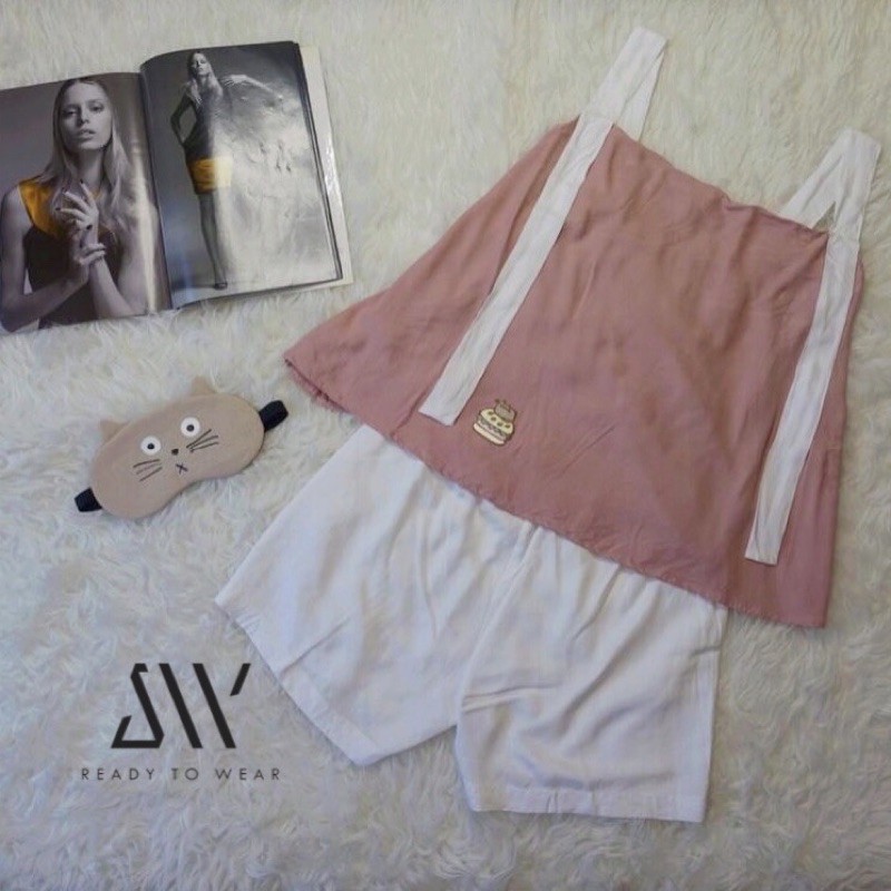 

Pink Burger set