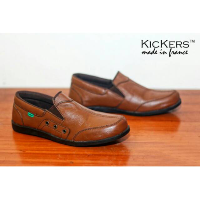 SEPATU PRIA KICKERS SLIP ON KULIT