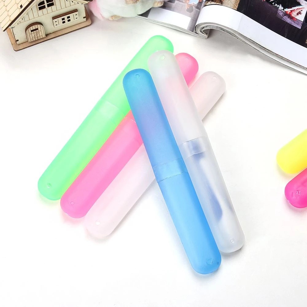 Travel Toothbrush Case Penyimpanan Sikat Gigi / Tempat Box Kotak Sikat Gigi Portable