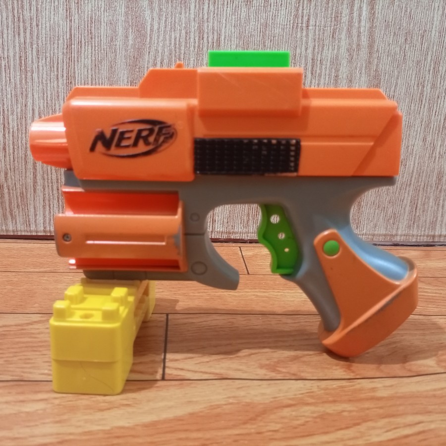 Hasbro - Orange Nerf Crossfire Dart Tag Blasters