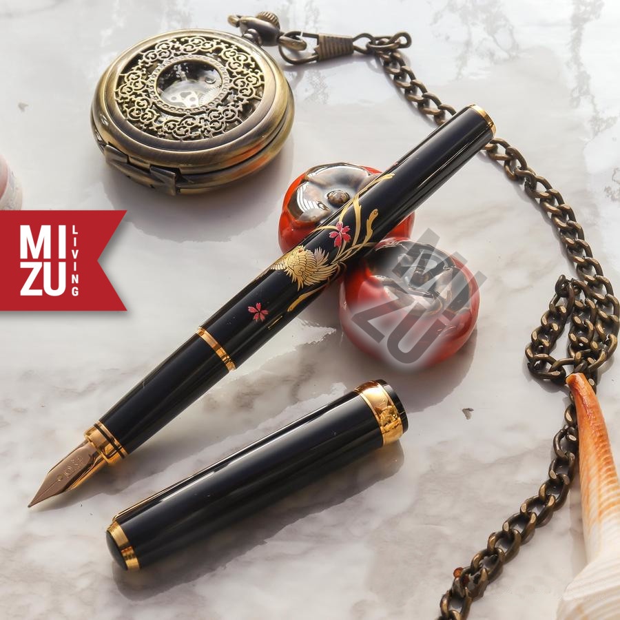 PLATINUM MODERN MAKI-E 18K Gold Nib Urushi Fountain Pen