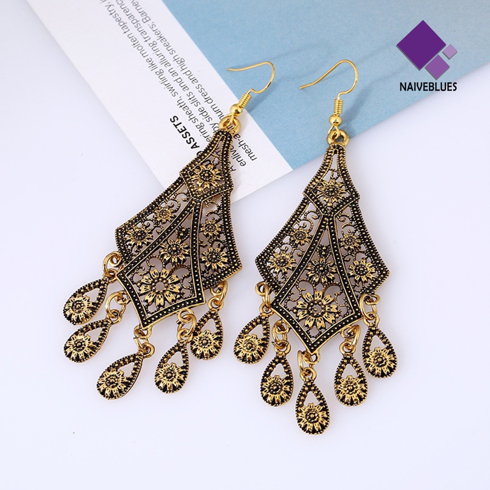 Anting Kait Gantung Desain Daun Hollow Gaya Vintage Untuk Wanita