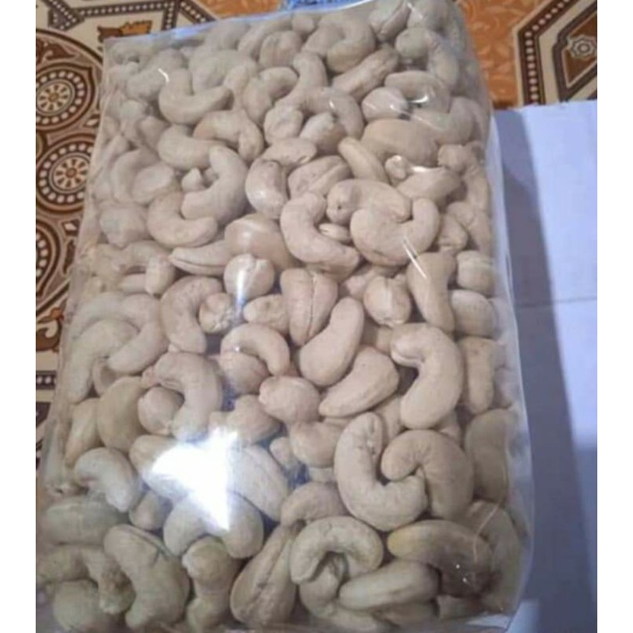 

kacang mete 1 kilo an