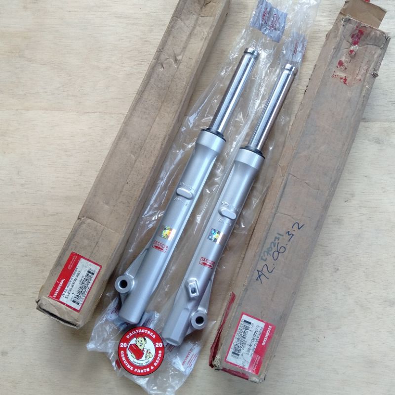 FORK ASSY SHOCK SKOK SHOCKBREAKER ASSY DEPAN KANAN KIRI HONDA KIRANA 125 ORIGINAL ORI AHM 51400-KPW-