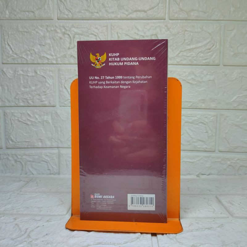 KUHP KITAB UNDANG-UNDANG HUKUM PIDANA EDISI BARU PROF. MOELJATNO, BUMI AKSARA [ORIGINAL]-2