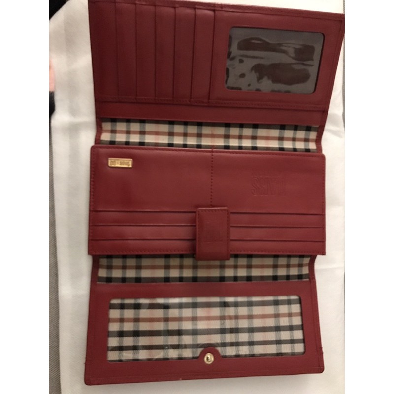 DOMPET DAKS