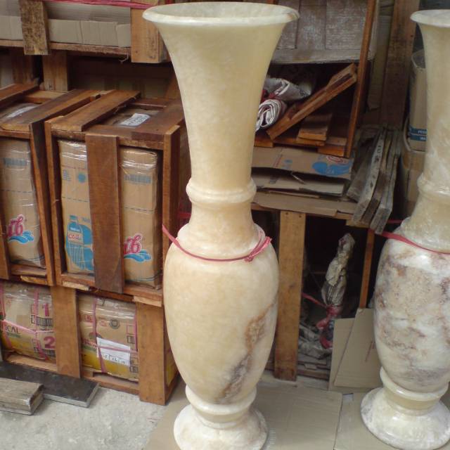 Vas dekorasi rumah bahan onyx Tulungagung