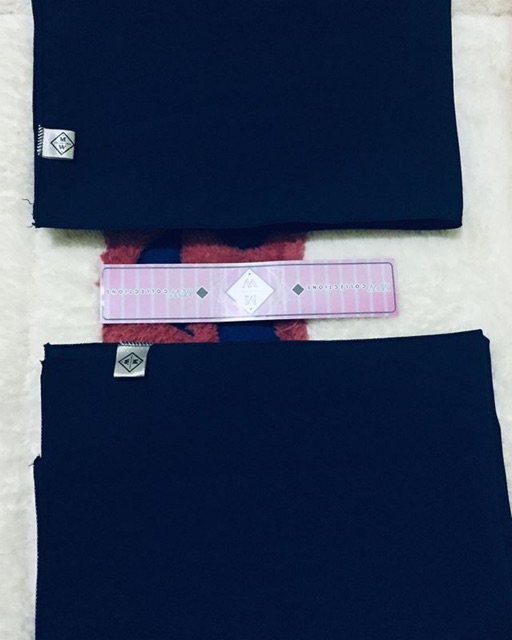 Jilbab segiempat polos navy // jilbab segiempat wolfis