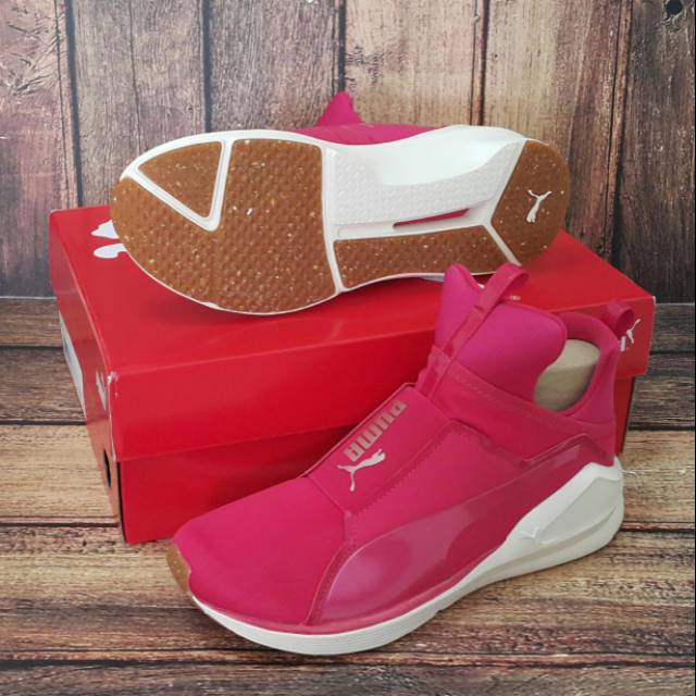 ORIGINAL PUMA FIERCE VR WOMEN Sepatu Olahraga Training Zumba Wanita Pink