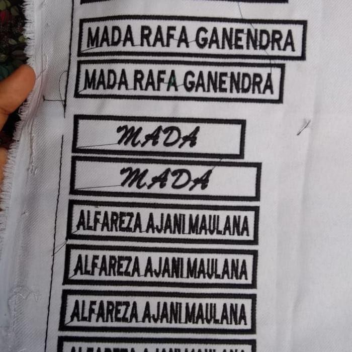 

Seragam | Papan Nama Siswa Siswi Bordir Komputer Grosir Murah Berkualitas
