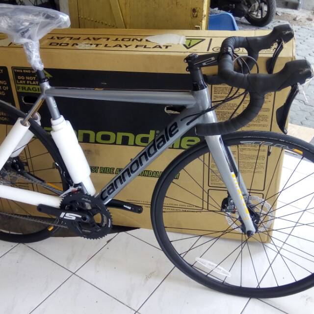 harga road bike cannondale