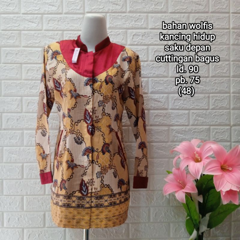 PRELOVED BAJU BATIK WANITA / (PART 1) / PL ATASAN BATIK WANITA / BAJU BEKAS-4