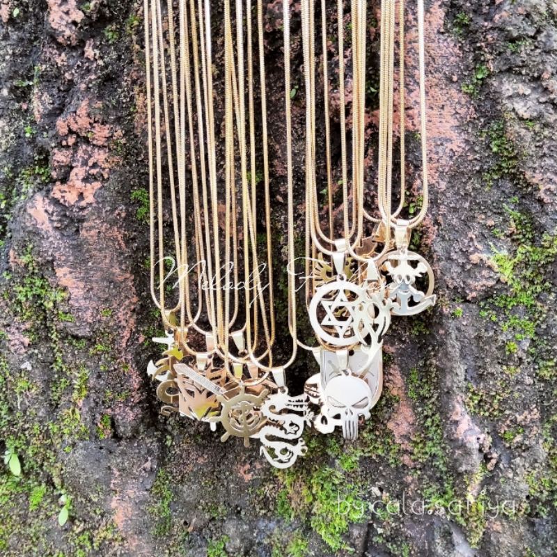 LIONTIN KALUNG TITANIUM GOLD MFS ANTIKARAT GITAR TENGKORAK BINTANG JANGKAR NAGA ANTIKARAT