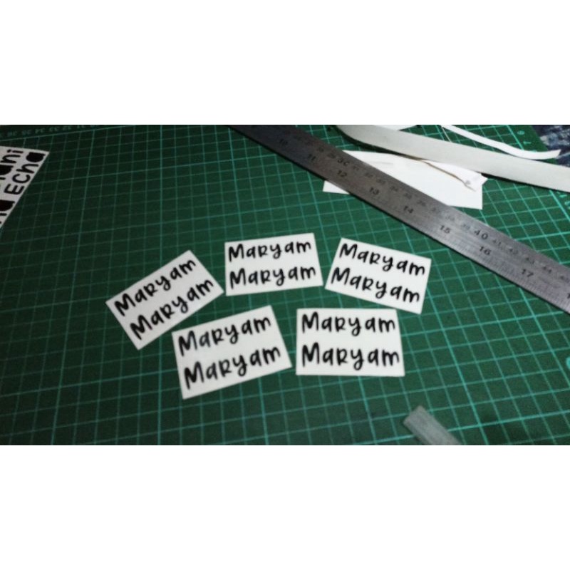 

cutting sticker label/nama