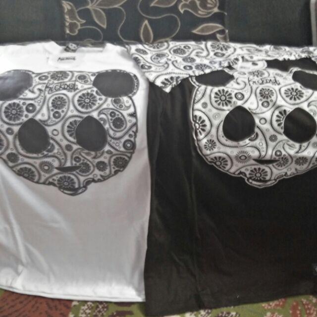 Kaos Pendek Kickout Apparel Putih Hitam Batik/ Kaos Distro Wanita