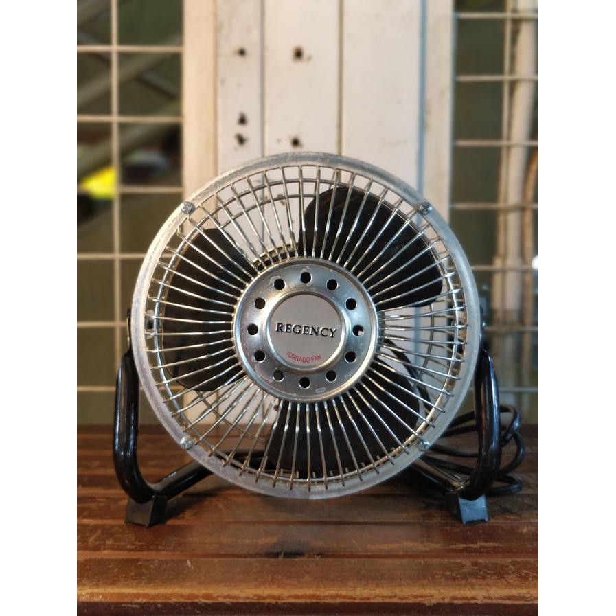 Regency Dlx 6 Kipas Angin Minitornado Mini Fan Silver 