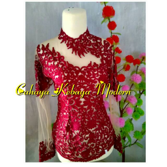 Kebaya Wisuda Bordir Stik Super Premium maroon lengan Kebaya Wisuda Bordir Stik Super Premium maroon lengan