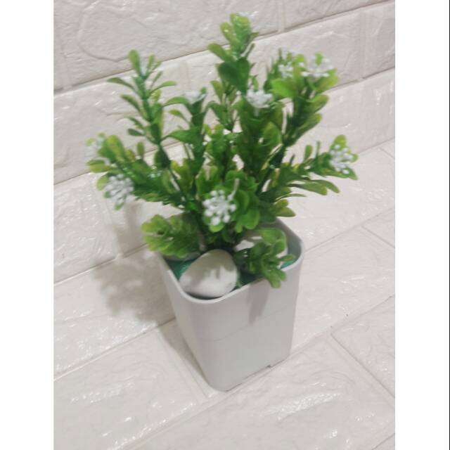 Bunga Asoka Artificial Plus Pot