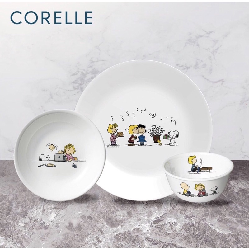 CORELLE Snoopy Dinning set / piring makan