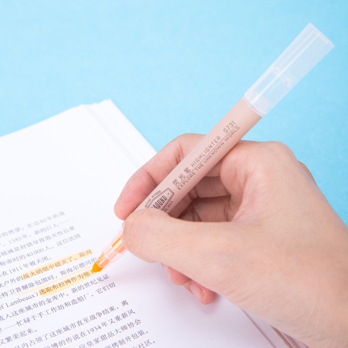 

TULIS-ALAT- DELI HIGHLIGHTER 6-WARNA CANDY, DESAIN KEPALA MIRING S731 - MERAH -ALAT-TULIS.