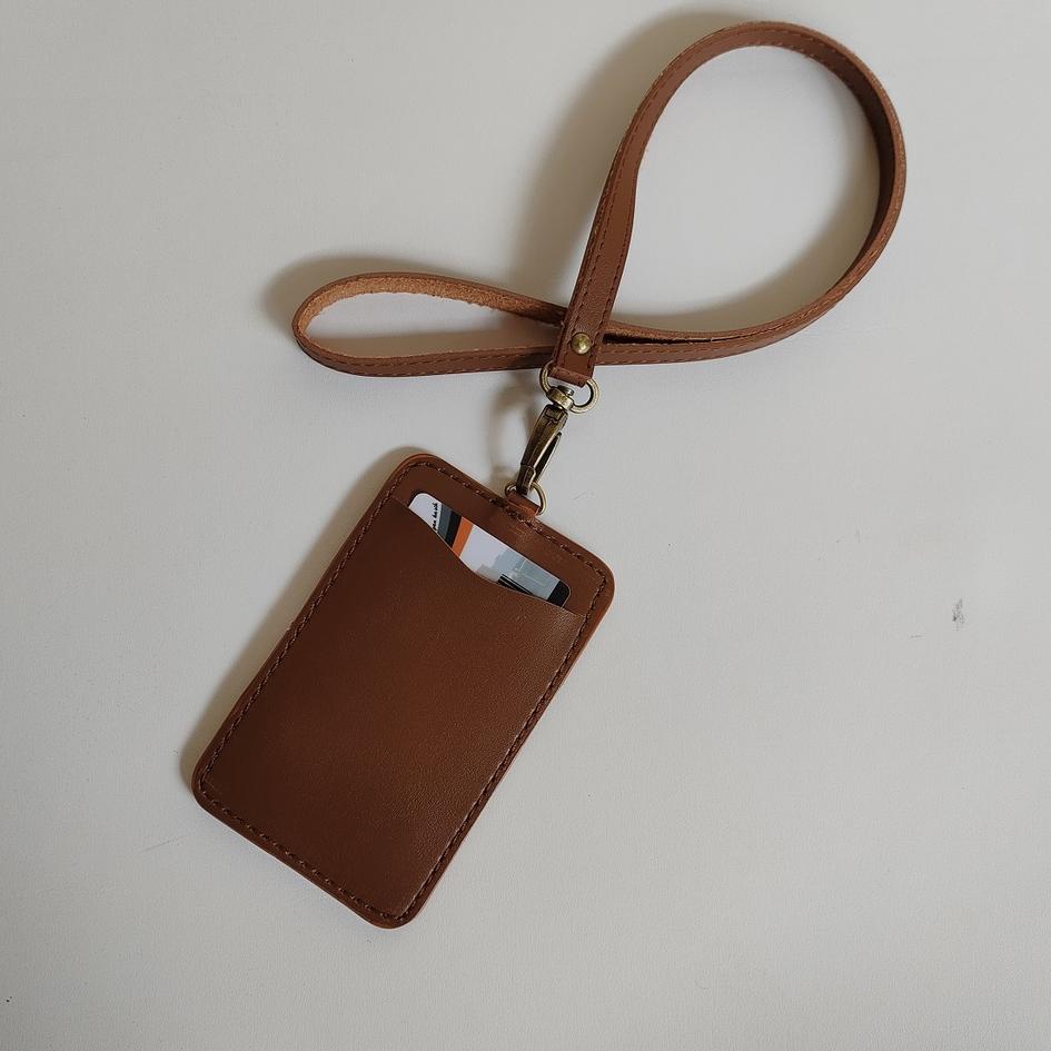 

Lagi Tren.. Name Tag ID Card Holder Kulit Lanyard TERBARU.